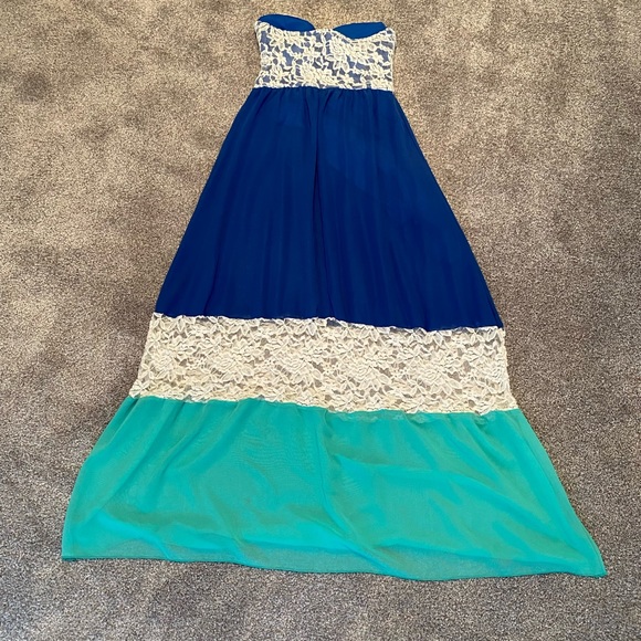 Kate Collection Colorblock Lace Maxi Dress size Medium - Picture 2 of 6